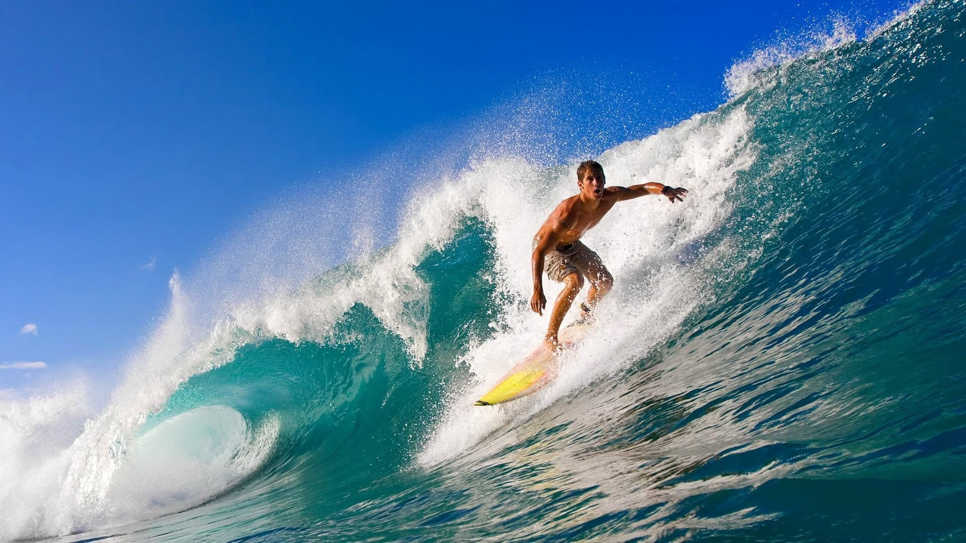 “2025世界运动会东安湖赛场:铁人三项选手展现无与伦比的韧性”